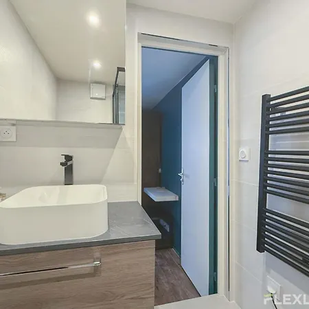 Flexliving - - Martyrs Apartment